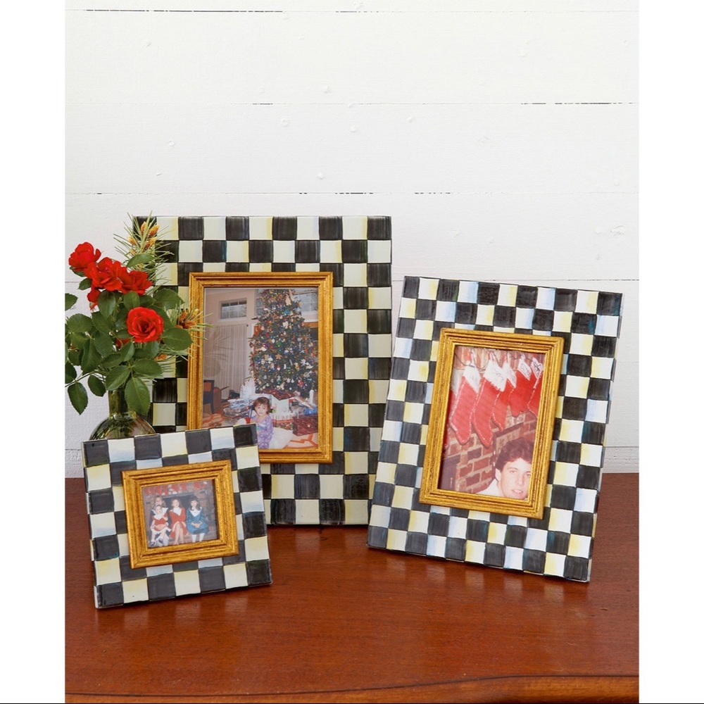 Mackenzie Childs courtly check Enamel Frame🖤